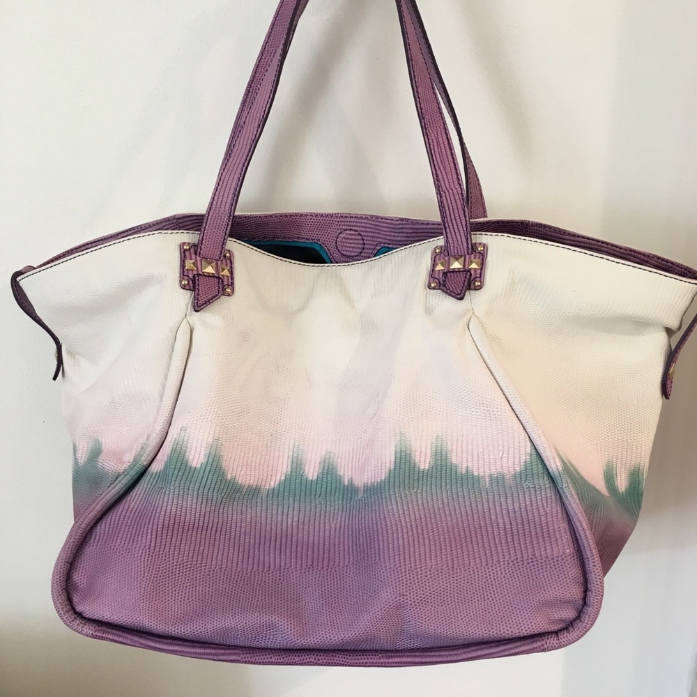 Handbag - Picture 2 of 6